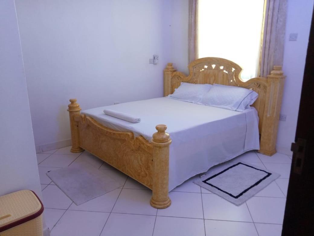 Lux Suites Bamburi Furnished Apartments Exterior foto